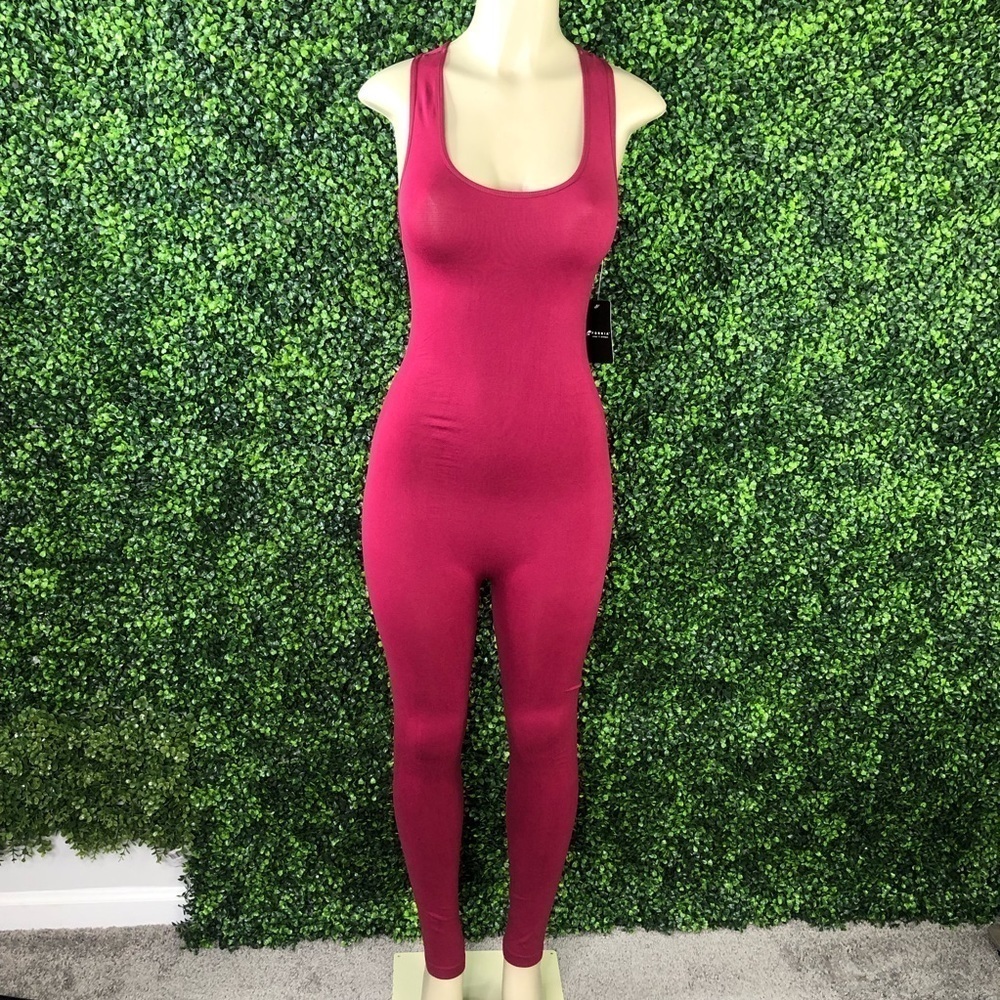 Nwt racer back Burgundy one piece jumpsuit‎ nwt